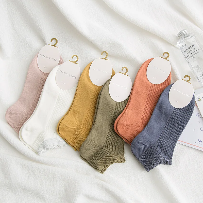 

2019 spring new socks ladies double needle silver onion silk mouth socks Japanese solid color female boat socks