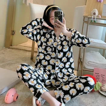 

2020 new flower long sleeve pajamas women, milk silk cardigan suits home service, cartoon long sleeve trousers pajamas V-neck