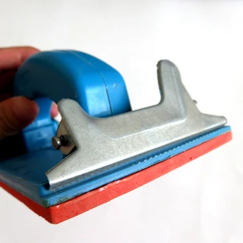 

Handheld Sandpaper Frame Hand Grip Sandpaper Holder for Abrasive Tools TUE88