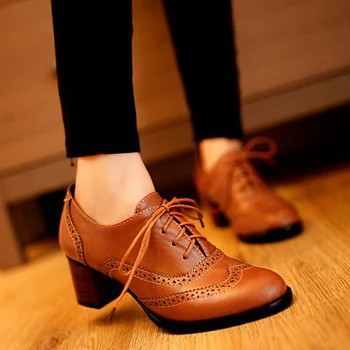 

Medium Heels Plus Size Women's Pumps Autumn Carved Lace Up Retro Casual Ladies Shoes Platform 2018 Fashionable Female Footwear