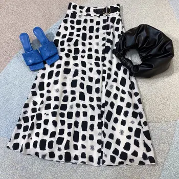 

2020 new ladies fashion sexy leather buckle printed skirt 0528