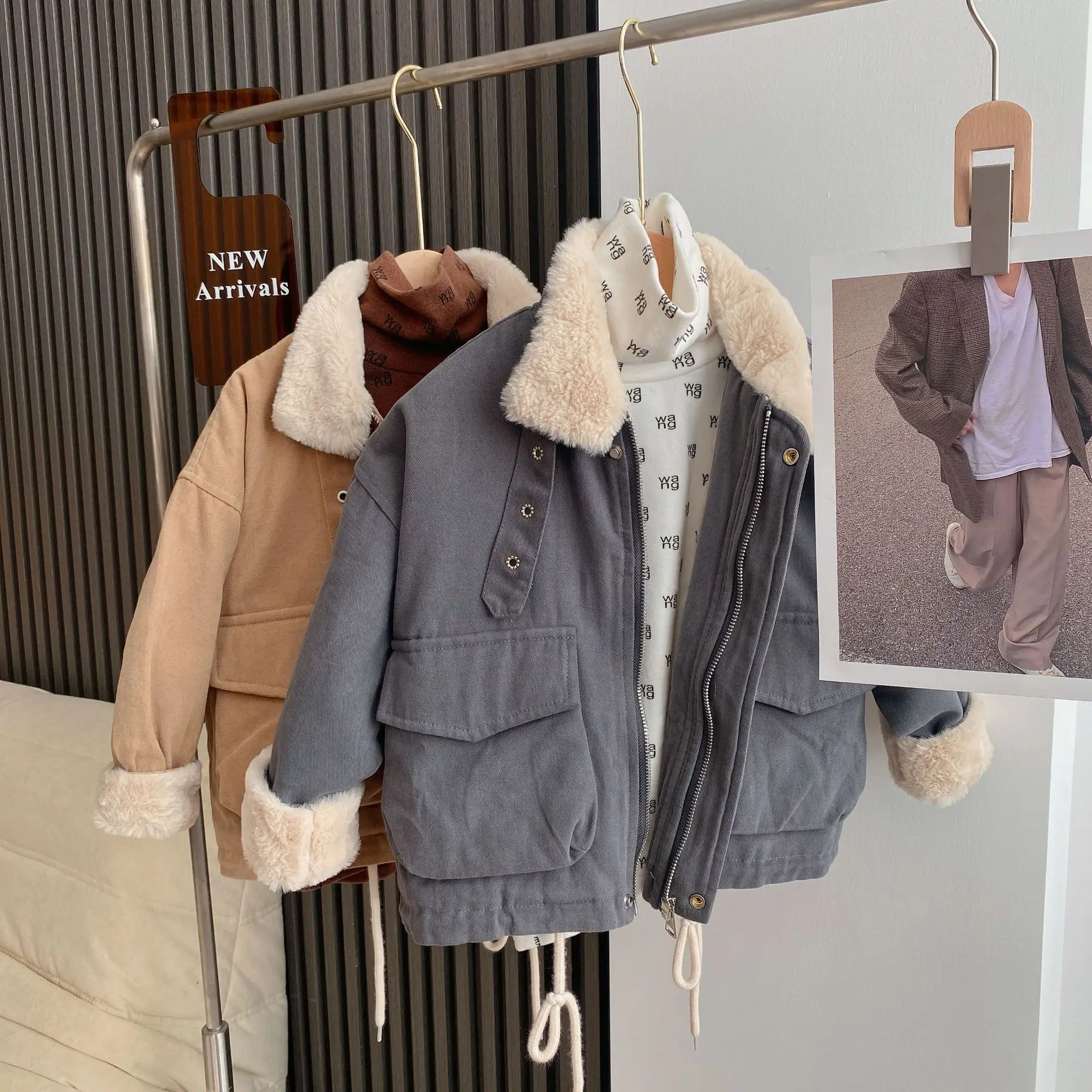 Ű�� ��Ʈ ��Ʈ ������ �׸� �ָ��� �ٿ� ��Ŷ �÷� Ƽ�� ���̺� ��Ŀ �� �ܿ� �ƿ����� �Ƶ��� ���� ���� �극��Ŀ ���� �Ƿ�