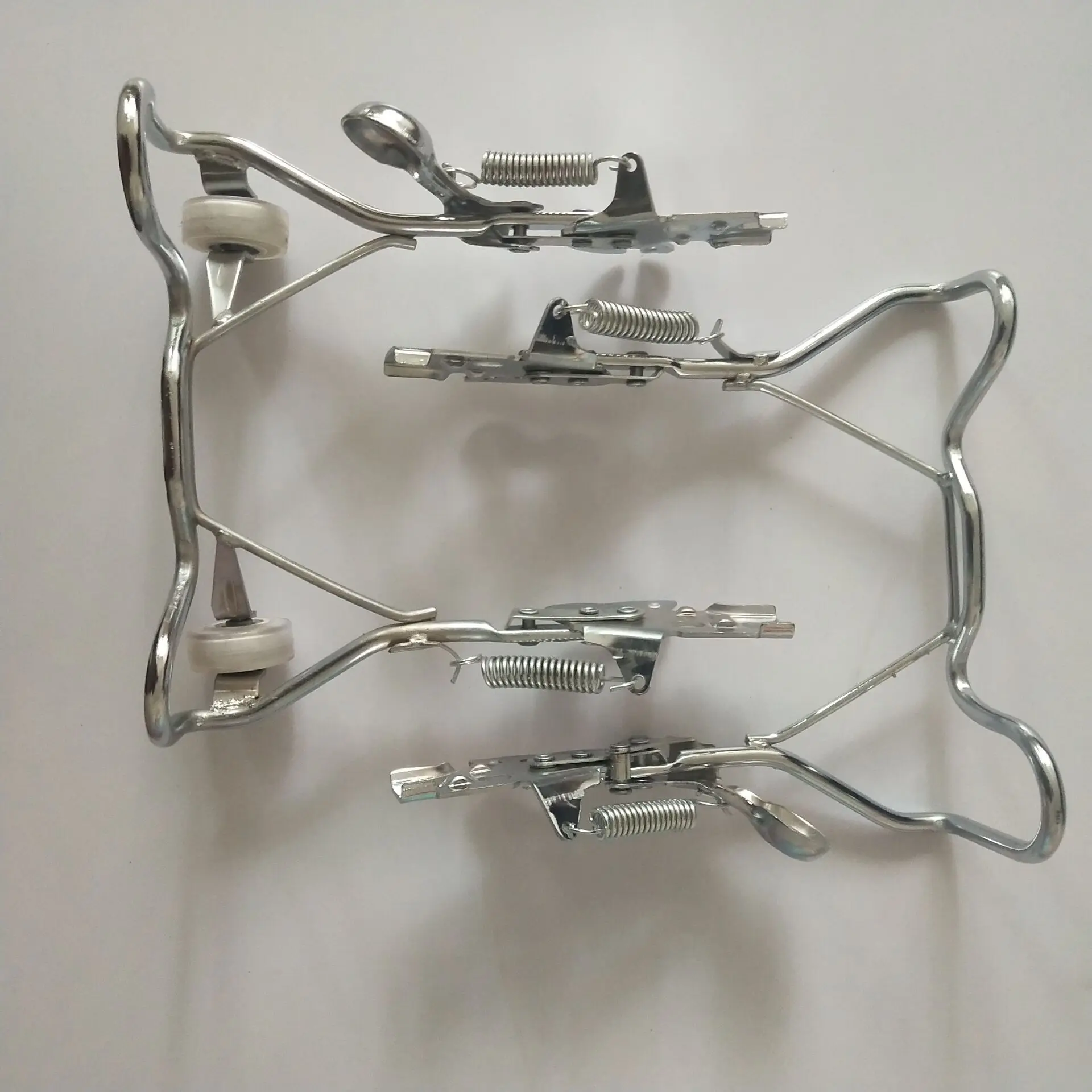 

E-Bike Foot Brace Rear Bracket Parking Rack Foot Stool Double Stents Double Foot Brace Double Support Bicycle Clip Two Selectabl