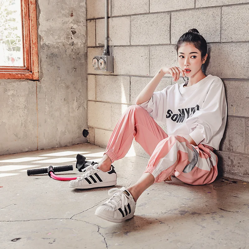 

Autumn and Winter New Large Size Sports Suit Female Loose Thin Yoga Fitness Casual Wear Reflective Strip Pants Korean