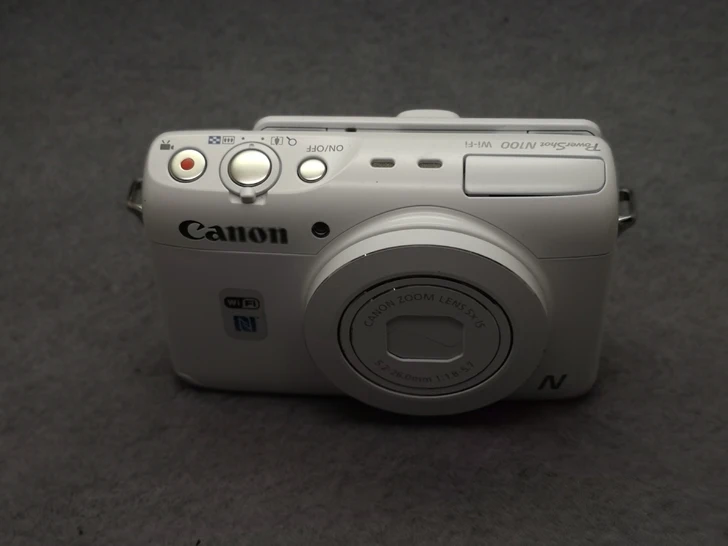 Б/у цифровая камера Canon PowerShot N100 12.1MP-Wi-Fi/NFC
