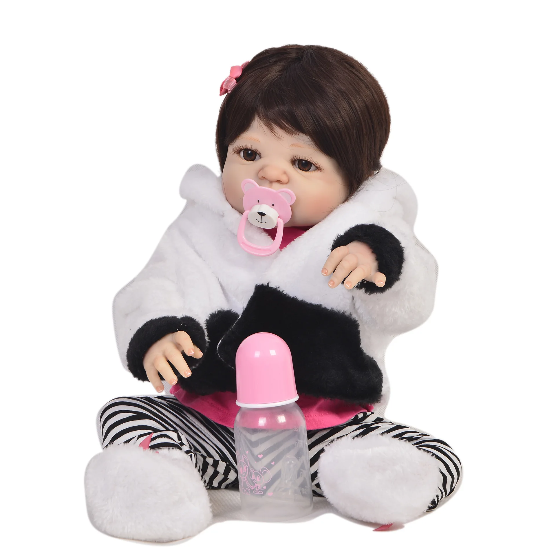 

23 Inch 57 Cm High Children's Simulation Baby Doll Toy, Cute Short Hair Winter Dress Soft Blinking Doll Children's Gift Doll