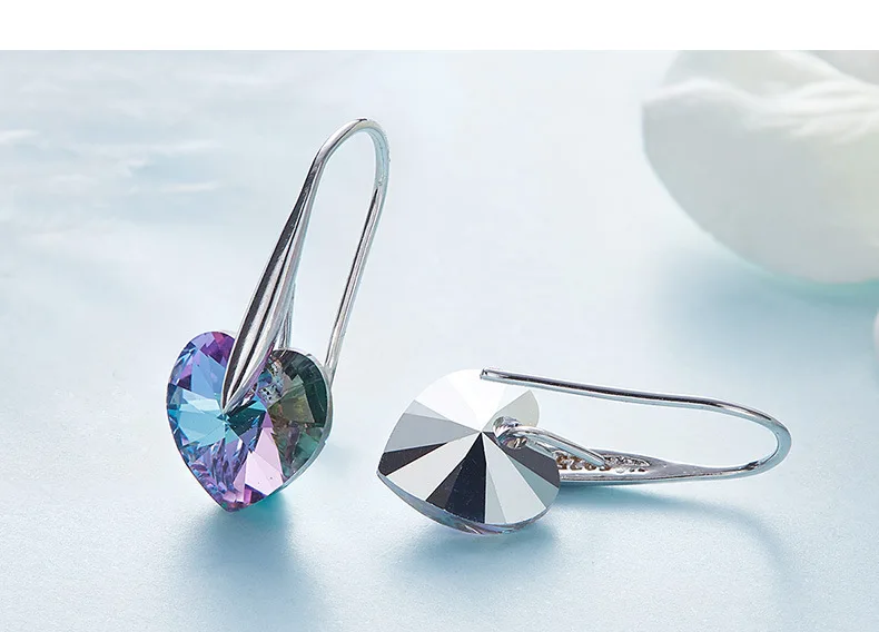 9972454087_1017793689