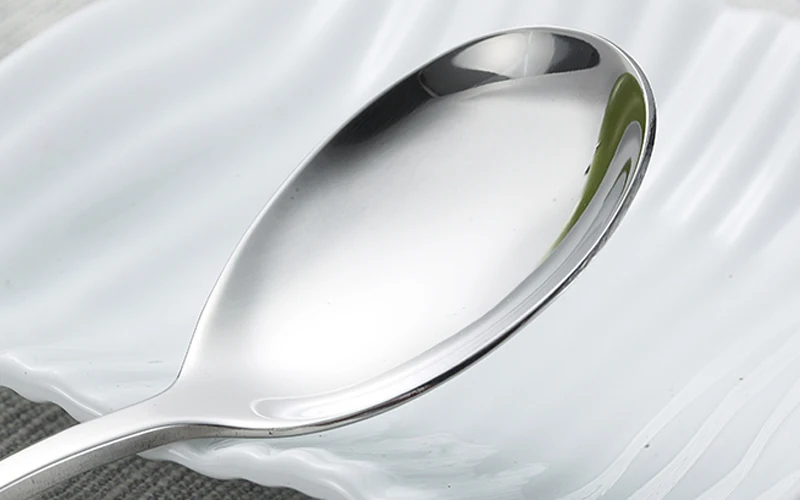  Korean dinner spoon set  (2)