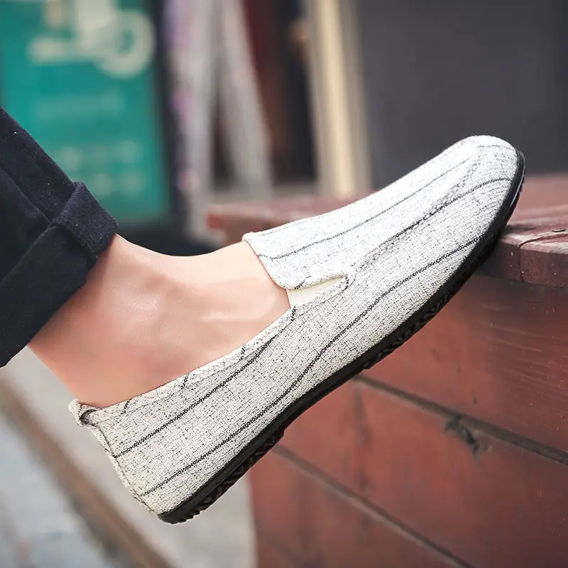 

Doudou shoes men's Korean casual one-legged lazy shoes old Beijing cloth shoes