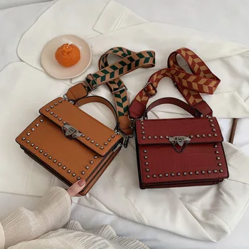 

Texture Stone Pattern Bag 2020 New Portable Handbag Fashion Shoulder Slung Joker Rivet Square Bag