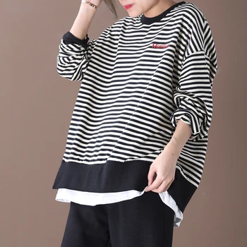 

[EWQ] 2020 Spring Autumn New Pattern Round Collar Long Sleeve Streiped Patchwork Pullovers Vintage Sweatshirt Women AK47604
