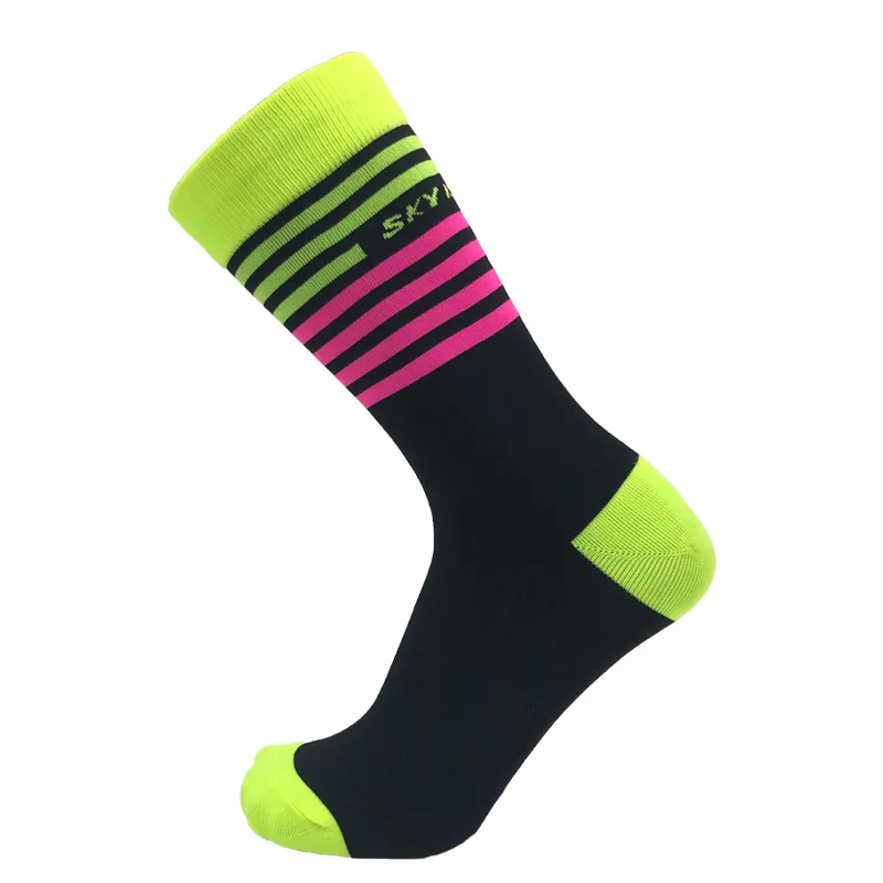 Green pink Новые удобные и дышащие носки для велоспорта мужские спортивные полосатые беговые носки велосипеды уличные носки - Цвет: Green pink