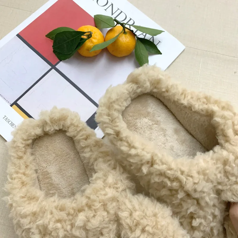Тапочки с собачкой из мультфильма; зимняя домашняя обувь для девочек; мягкие Меховые тапочки; женские домашние тапочки; Новое поступление года; комнатные тапочки