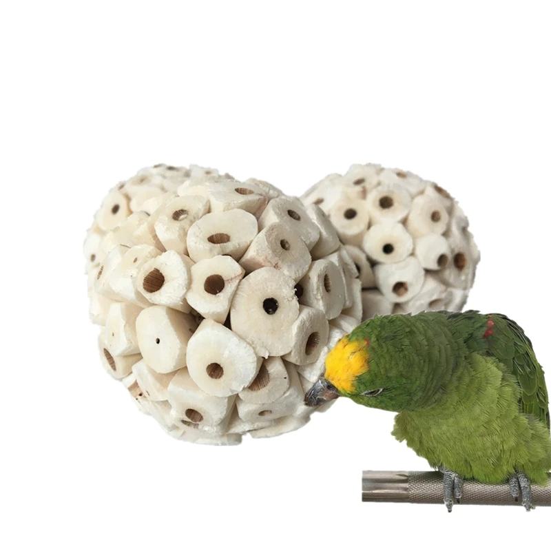 3 Pieces Bird Toys Natural Sola Balls Soft Chew Shred Foraging Toy for