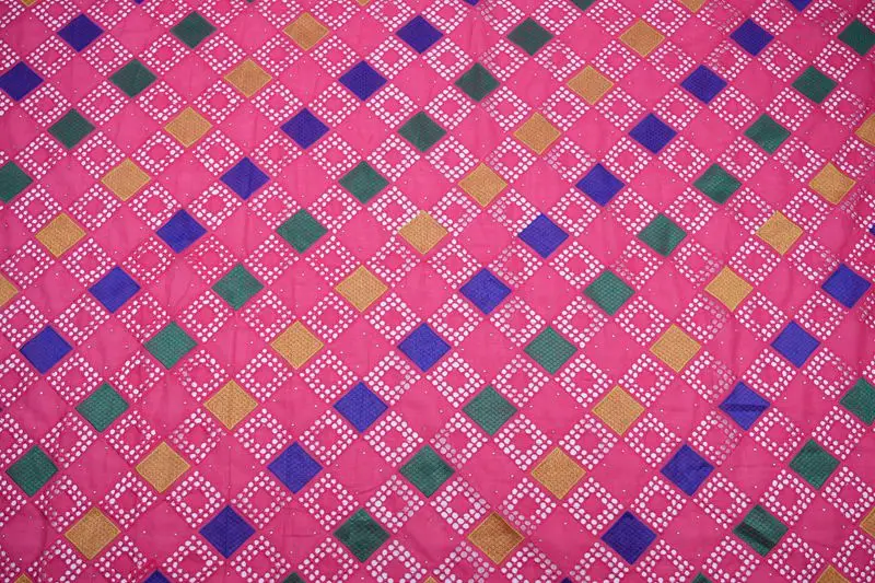 Hf04a7d811208497fbfb68235cb2c5050A