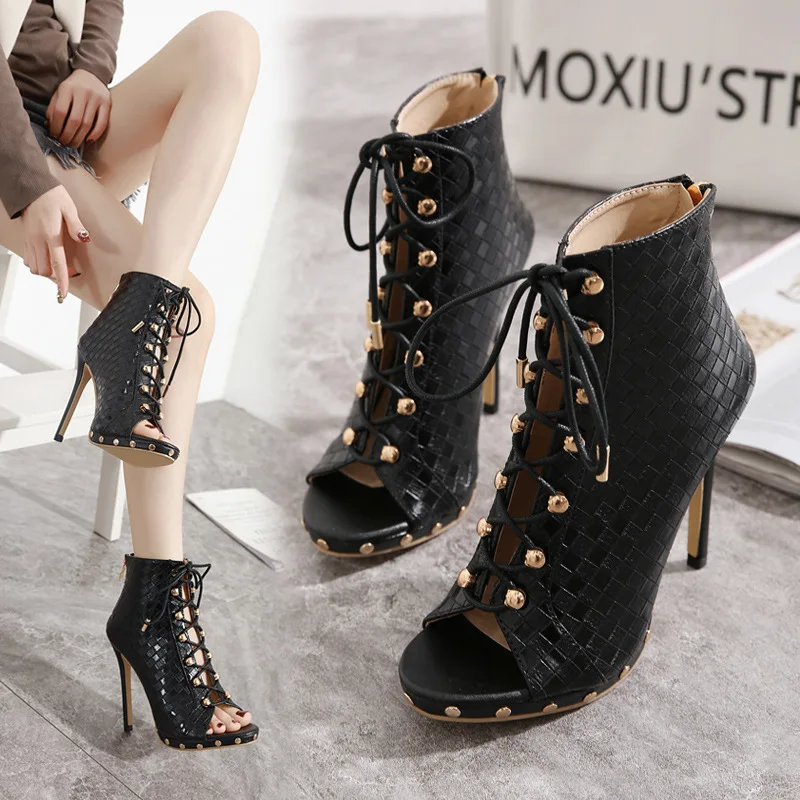 

2020 Women's Shoes Wind Rivet Bind Hairtail Mouth Fine With Short Boots Hollow Out Woman Cool Boots