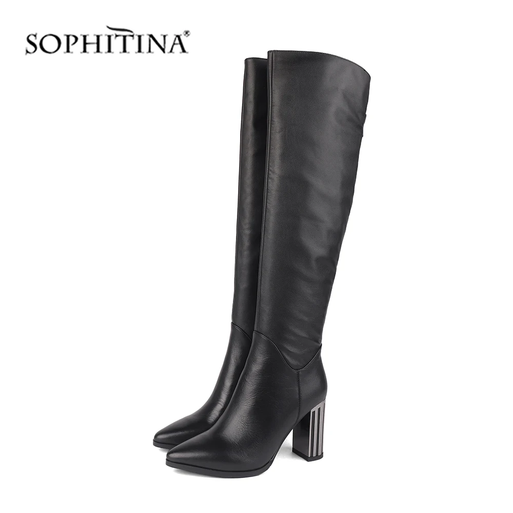 SOPHITINA/Модные сапоги женские на демисезон. Теплая обувь с остренным носком