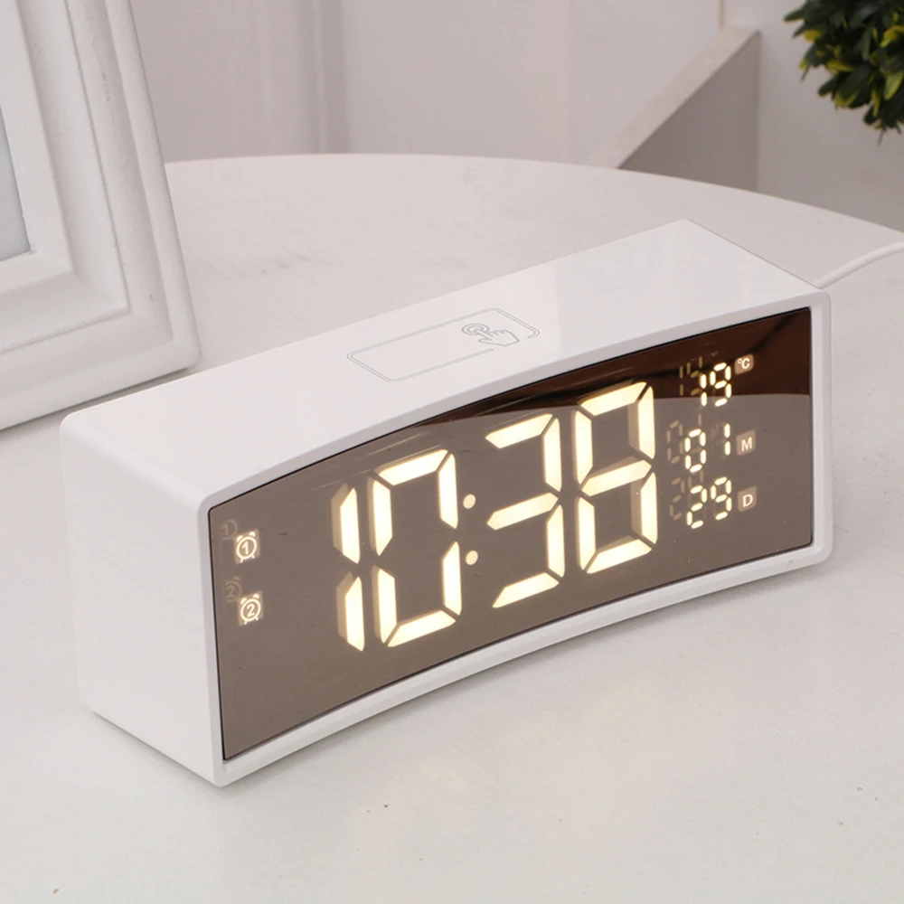 Новинка 3D изогнутая поверхность экран подвеска чувство шрифт умные цифровые часы электронные гаджеты часы Внешняя мощность будильник - Цвет: Белый