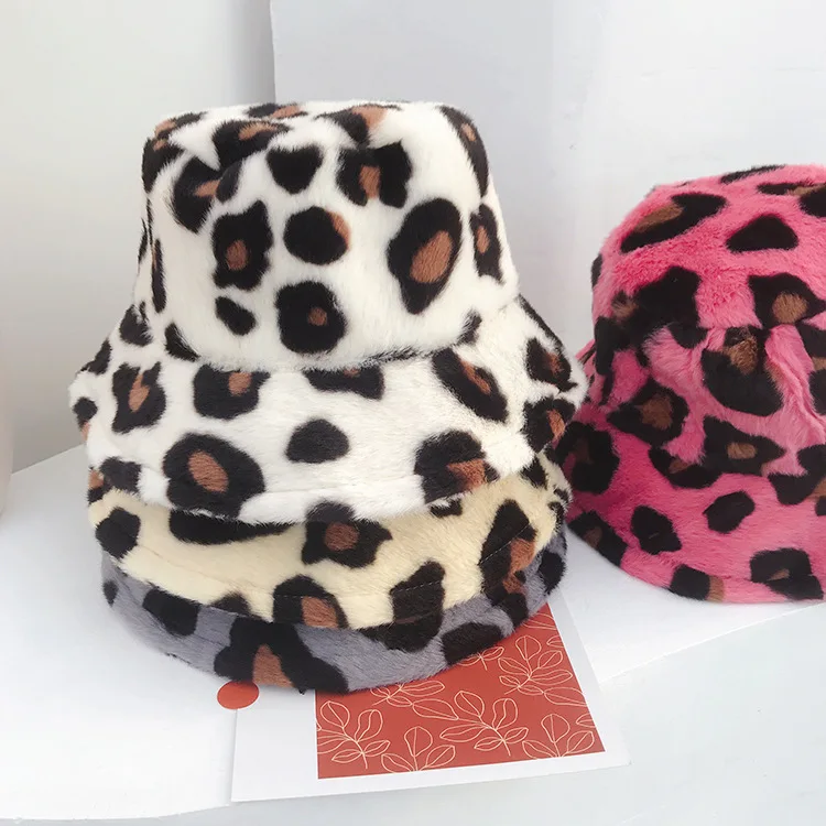 

Winter Cow Leopard Print Faux Fur Plush Bucket Hats for Women Outdoor Warm Hat Soft Velvet Fisherman Cap Lady Fashion Panama