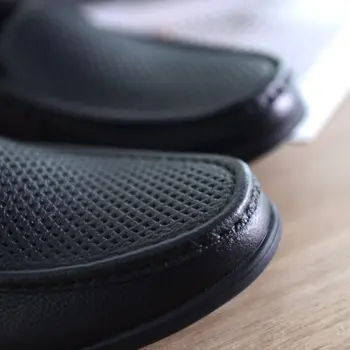 

0430 y0 a undertakes the new summer 2020 leather breathable punch daily recreational leather shoes