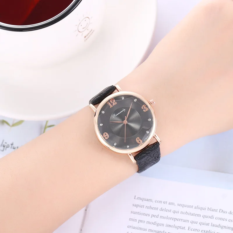 

Summer New Style Hot Sales with Numbers Diamond Set Women's Leather Watch Students Simple Popular Watch