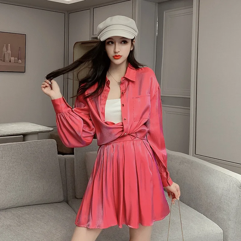 

2020 Spring Clothing New Style Fold-down Collar Long Sleeve Polarized Light Shirt Pleated Short Skirt Two-Piece Set Clothing Fas