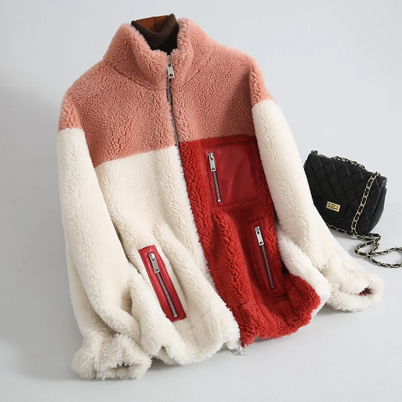 

Women Sheep Fur Coats Real Fur Short Jackets Patchwork Zipper Pockets Short Winter Overcoats Female Warm Casual Wool Outwear