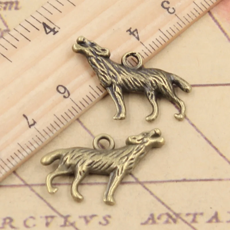 Breloques Loup Volant Tibétain en Bronze et Argent, Bijoux de Bureau, Artisanat Fait à la Main, 26x20mm, 10 Pièces