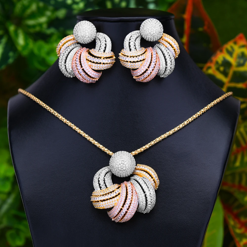 LARRAURI 2 шт. большие круглые серьги с подвесками ожерелье комплект ювелирных изделий Роскошные Дубай Свадебные супер CZ Новый дизайн аксессуар... LARRAURI 2 шт. большие круглые серьги с подвесками ожерелье комплект ювелирных изделий Роскошные Дубай Свадебные супер CZ Новый дизайн аксессуар...