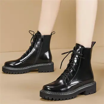 preço Mulher Brilhante Couro Genuíno Salto Baixo Dedo Do Pé Redondo Militar Equitação Botas De Alta Parte Superior Punk Gótico Plataforma Bombas Punk Spike Studed Sapatos