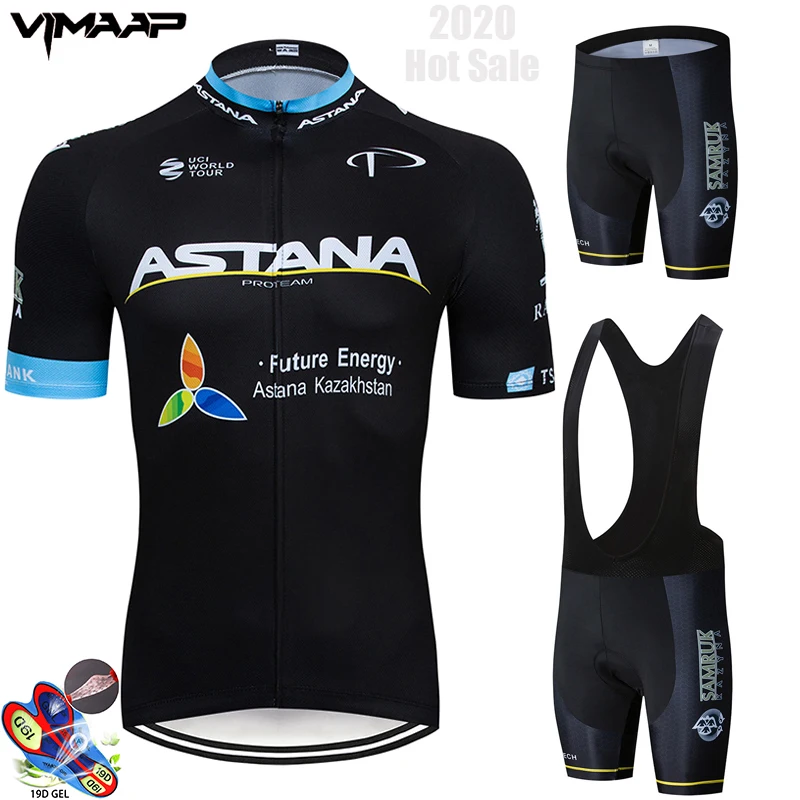 black jersey cycling shorts