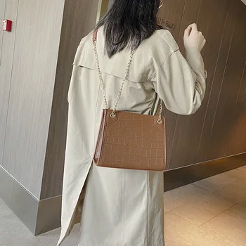 

2020 new small square bag Korean shoulder bag frosted messenger small bag female bag high quality female square bag