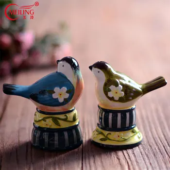 

Ceramic Storage Box Bird Holder Dispenser for Toothpicks Decorative Home Kitchen Utensils Organizer Dining Handpainted Table Art