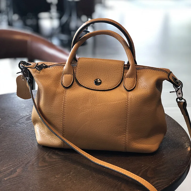 

Spring and Summer 2019 Small Bag Women's Leather Dumplings Handbag Casual Simple Shoulder Messenger Bag