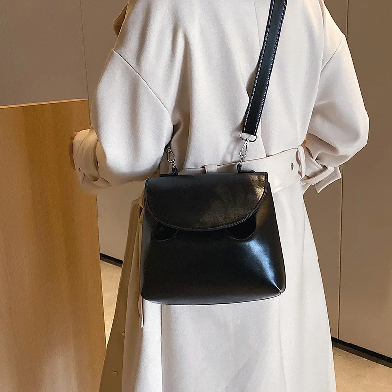 

Fashion Women's Bucket Bag Single-shoulder Bag Crossbody Bag Simple Solid Color Retro Pu Bag