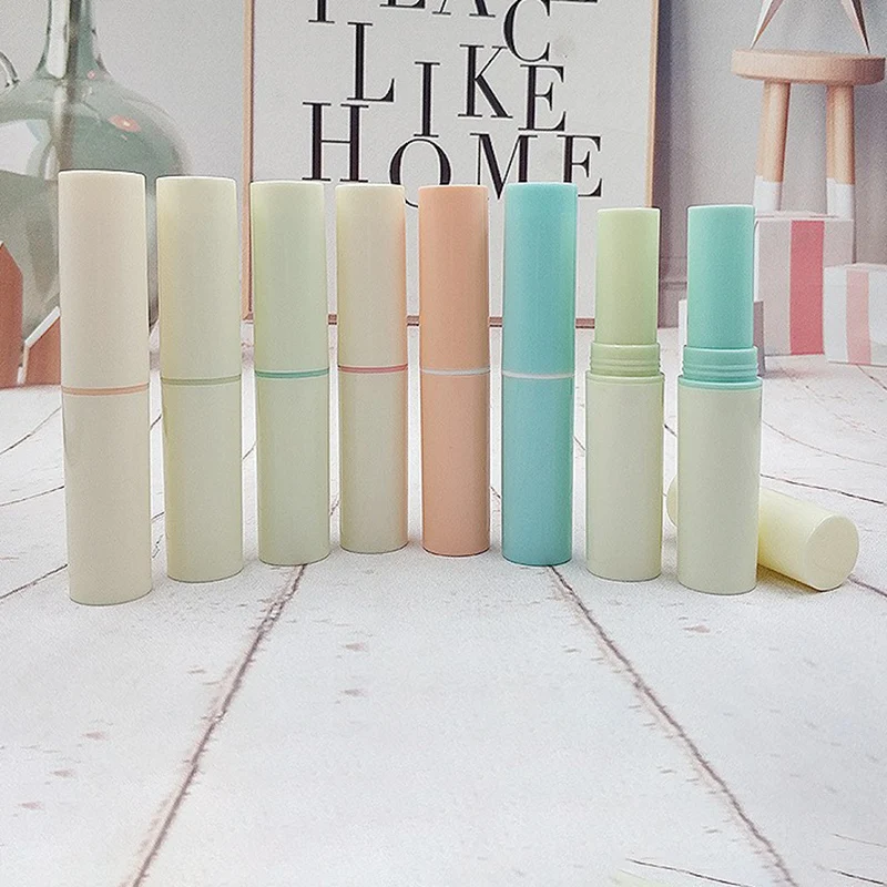 

5pcs DIY Lip Balm Container Tubes with Plastic Cap for Homemade Lip Balm Travel Empty Cosmetic Containers Lipstick Tube