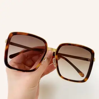 

2020 Luxury Square Sunglasses Women Classic Trend Sun Glasses Female UV400 Vintage Glasses Gafas De Sol Mujer