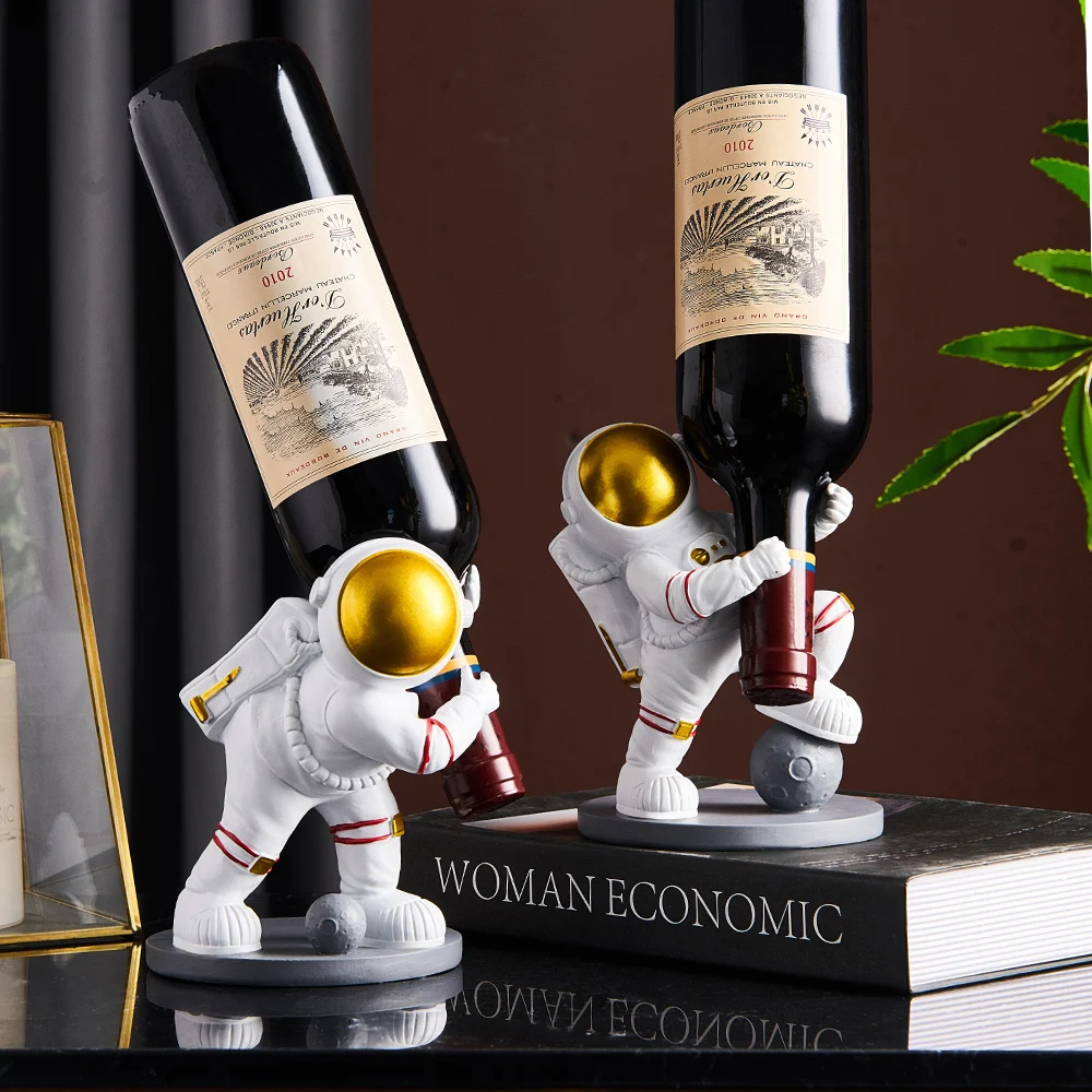 Resin Astronaut Figurine Wine Holder Cosmonaut Model Home Decoration Accessories for Living Room Rack Office Decor Gifts | Дом и сад