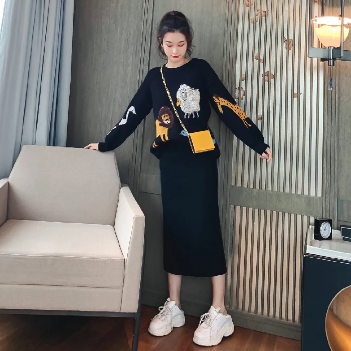 

New Fall/winter Lady Hoodie Skirt Two-piece Suit Knitted Cardigan Pullover Skirt Girl Temperament Korean Leisure Suit Plus Size