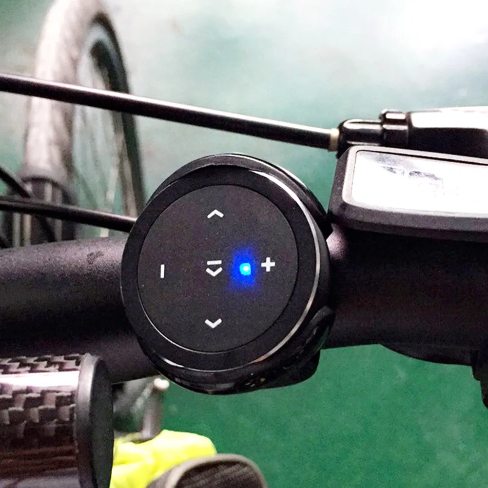 Многофункциональный музыкальный плеер с автоматическим пультом дистанционного управления, универсальная мультимедийная кнопка, крепление на руль ABS, беспроводные Bluetooth аксессуары
