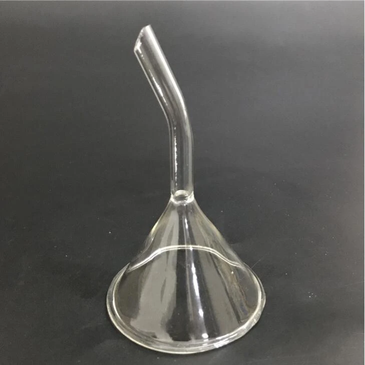 воронка со съемным носиком-лейкой 430мм. воронка со шлангом. воронка лабораторная в-56-80 хс. воронка с гибким сливом мастак, полипропиленовая 135-00002. воронка лейка для топлива металлическая.