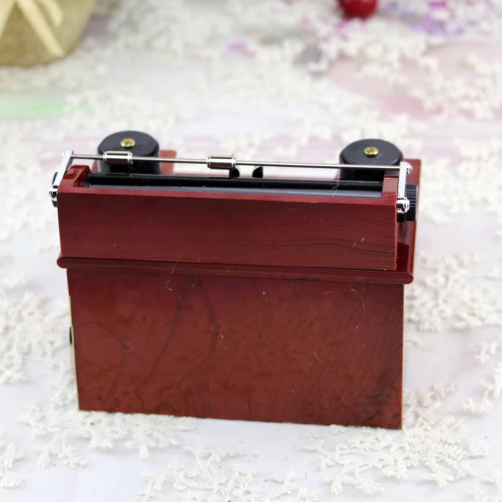 Home Decoration Music Box Vintage Music Box Mini Sewing Machine/Romantic Love Heart Style Mechanical Birthday Gift Table Decor