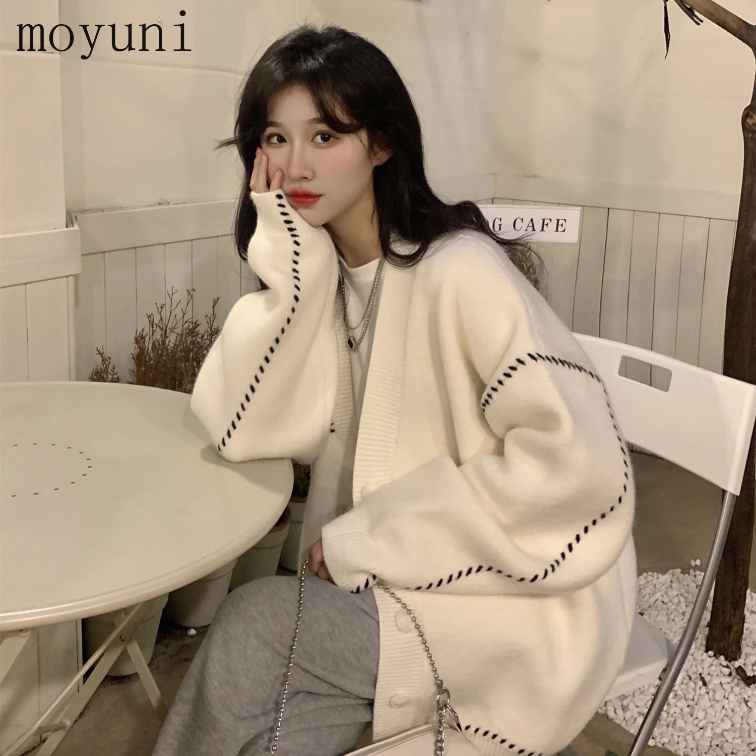 Idle Style White Sweater Cardigan Coat Women's Loose Autumn and Winter 2021 New Top Cropped Vintage Elegant Kpop |