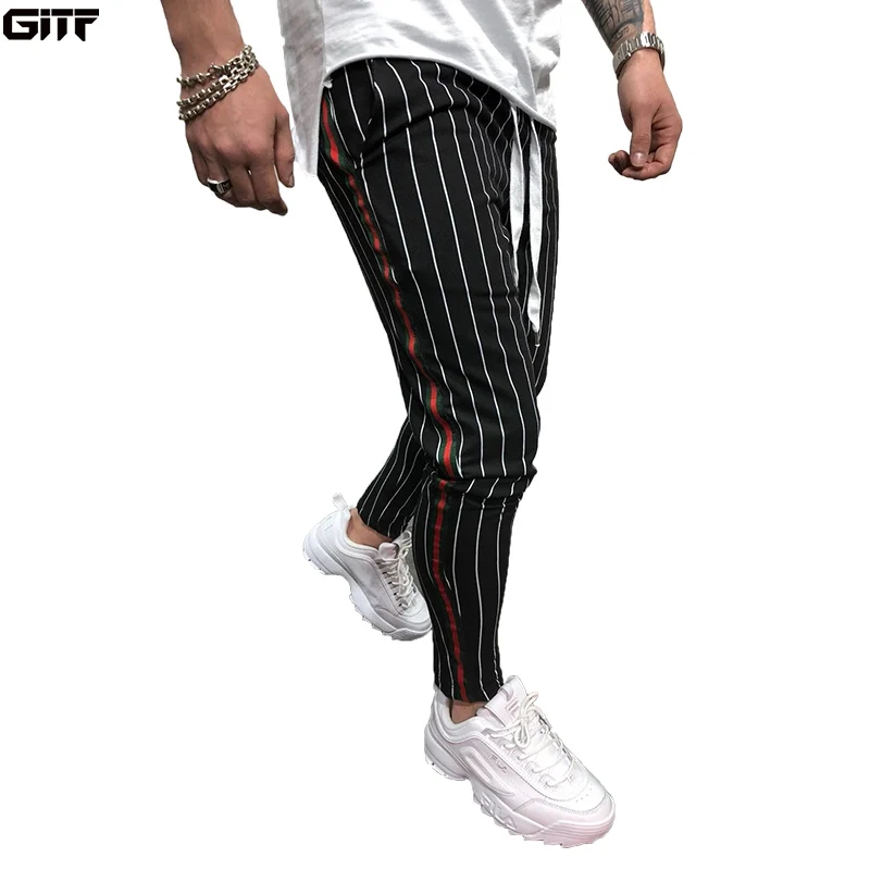 jogging pants stripe
