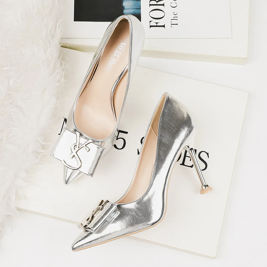 

Women's High Heels Pointed Square Buckle Pumps Faux Leather Fashion Woman Shoes Fine with Silver Wedding Shoes szpilki damskie