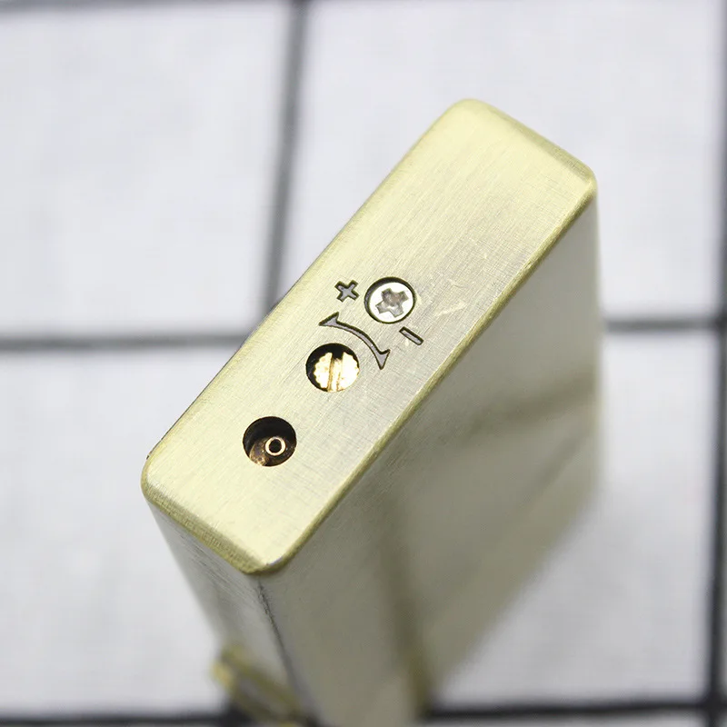 Butane Gas Lighter Retro Windproof Lighter Straight Inflatable Adjustable Flame Lighter Cigarette Smoking Accessories for Man