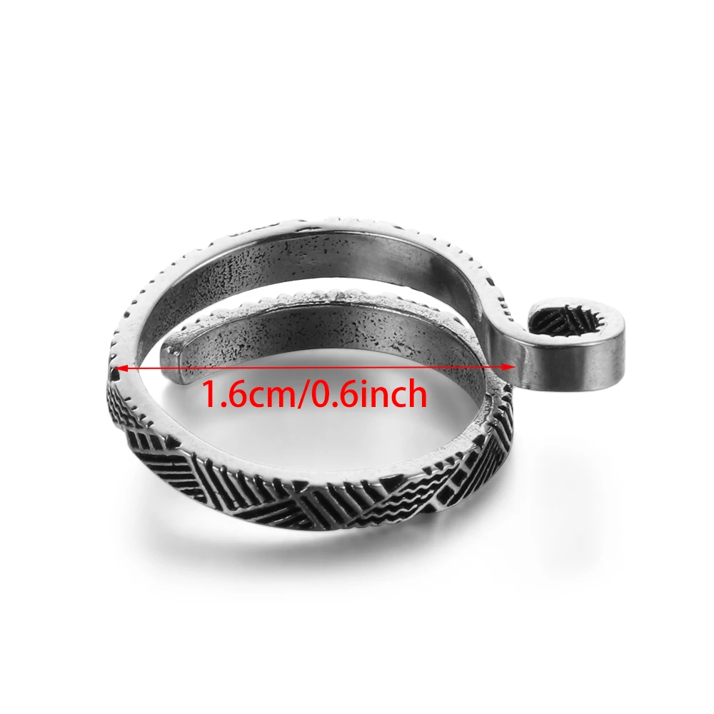 Amazon.com: Ring Type Knitting Tools Finger Wear Thimble Yarn Spring Guides  Stainless Steel Needle Thimble Sewing Accessories (L)