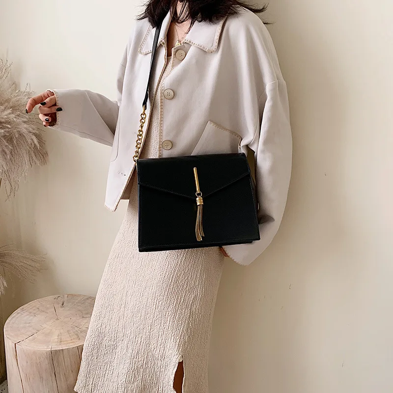 

2019 Autumn New Style WOMEN'S Bag Simple-Style Solid Color Square Sling Bag Korean-style Versatile Envelope Shoulder Bag Hardwar