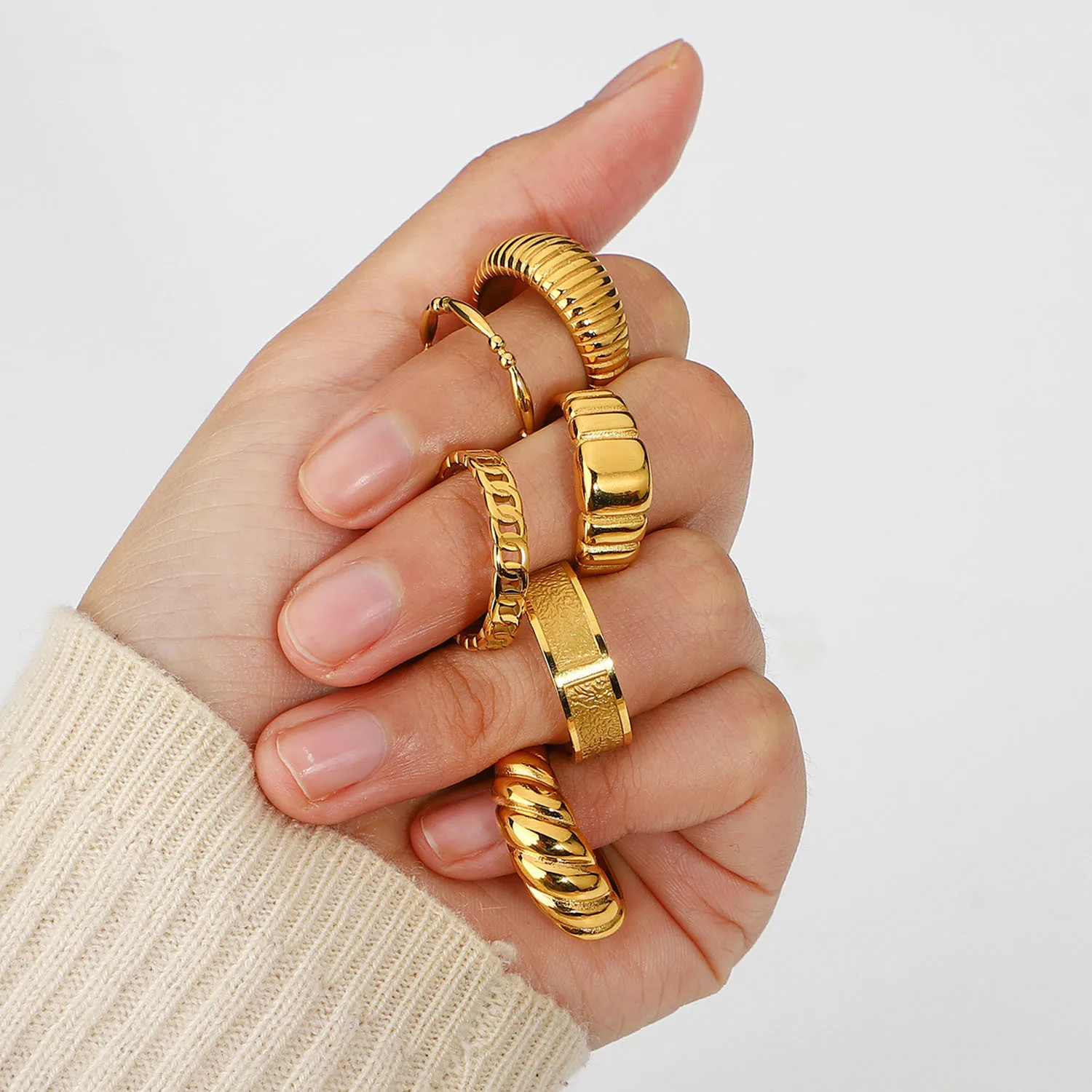 Gold Ring Simple Stackable 18k Coco Dainty Croissant 