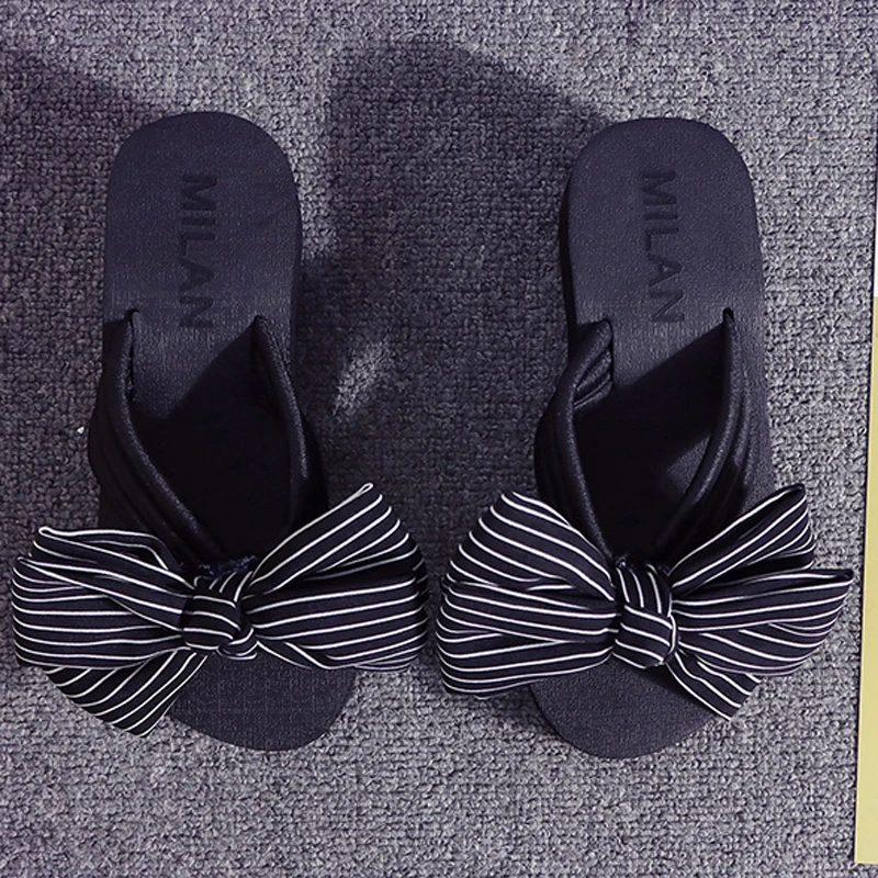 10852298418_102955717